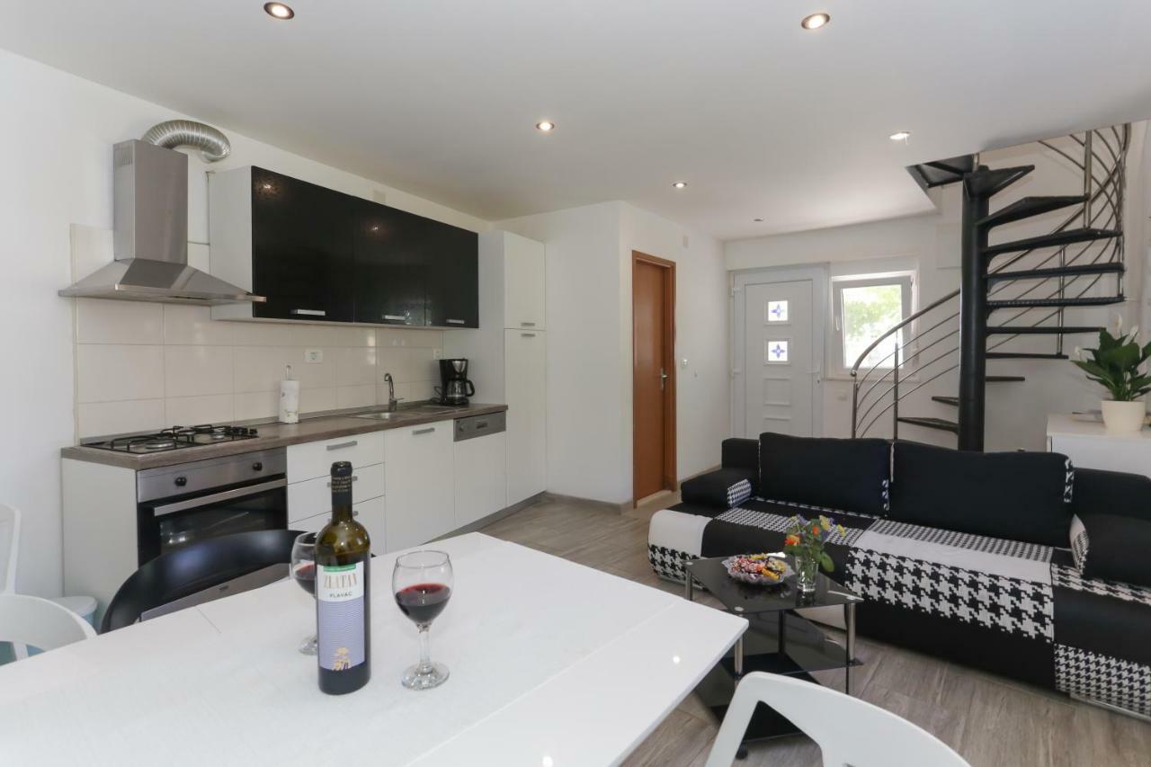 Holiday Home Rupotina With A Large Yard, Pool And A Beautiful View Solin Luaran gambar